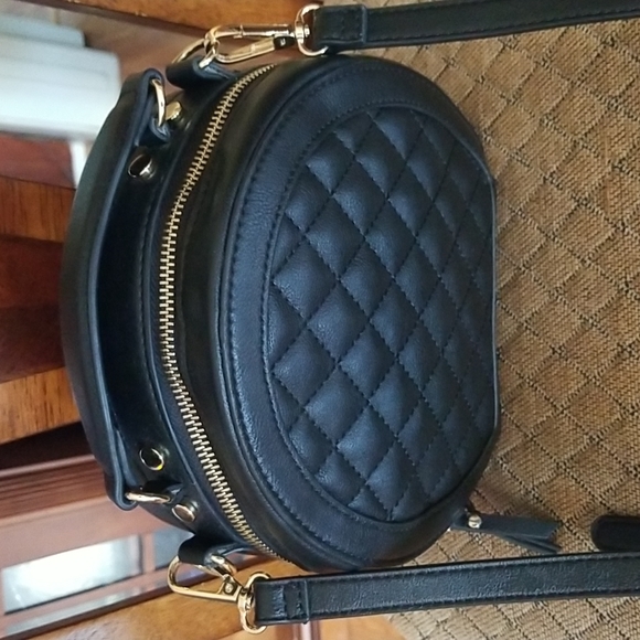 INC Black purse - Picture 2 of 8